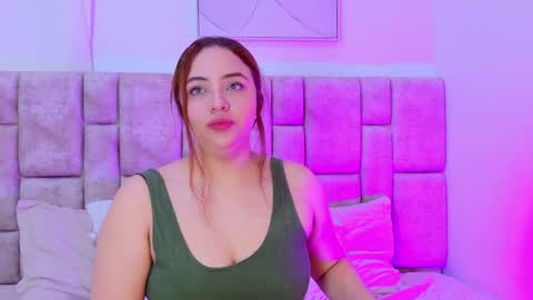 Snapshot of kariina_wong chatting on January 6, 7:17 pm kariina_wong online show from January 6, 7:17 pm