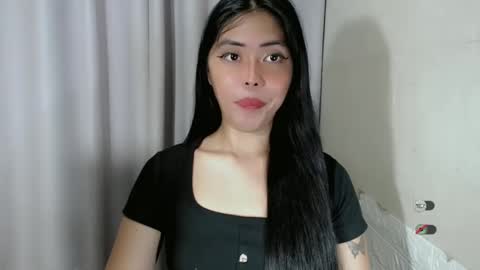 I AM BELLE online show from February 11, 3:08 pm
