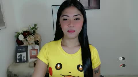 I AM BELLE online show from February 28, 2:29 pm