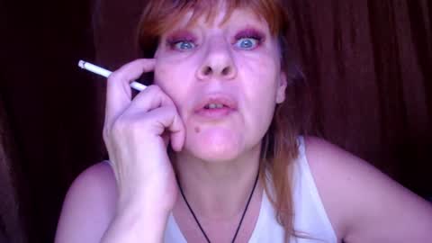 Snapshot of karina_ren chatting on December 24, 10:55 am Karina online show from December 24, 10:55 am