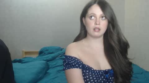 Snapshot of karina_unreal chatting on April 1, 8:15 am karina_unreal online show from April 1, 8:15 am