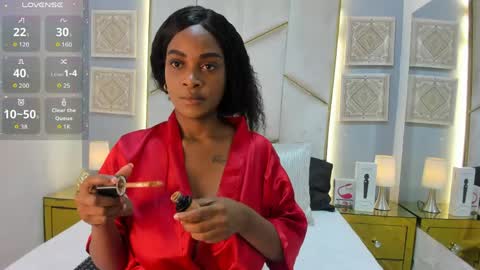 karinaacox online show from April 2, 12:47 pm