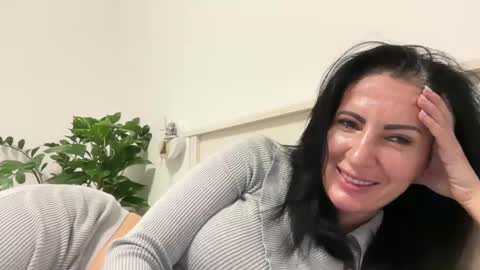 Karina online show from December 15, 8:25 pm