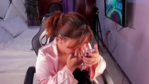 karinasanchezz online show from September 17, 1:07 am