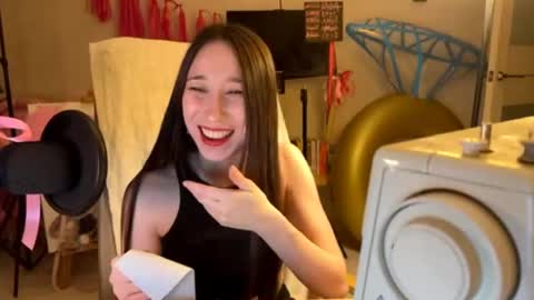 karinasun online show from February 21, 3:57 pm