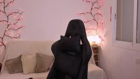 Karina online show from April 28, 6:57 pm