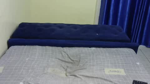 karinda_d online show from June 15, 8:27 am