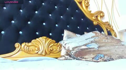 KARISSIA online show from January 4, 10:55 pm