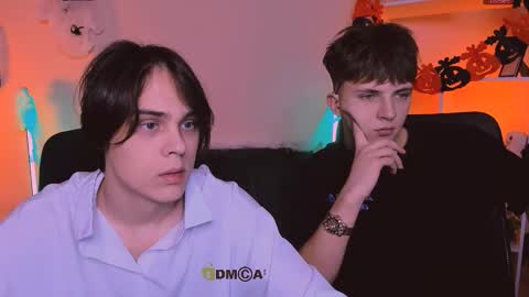 Karl online show from October 26, 7:42 pm