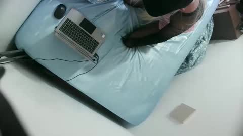 Snapshot of karla3052 chatting on May 17, 2:57 pm Cremosito online show from May 17, 2:57 pm