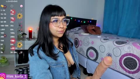 Ill be on at sunday see u Lynn  Could u help me to reach 100 Thmbs upp plssss   Independent girl 3 online show from January 1, 10:21 am