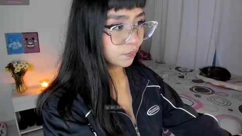 Ill be on at sunday see u Lynn  Could u help me to reach 100 Thmbs upp plssss   Independent girl 3 online show from February 20, 2:51 am