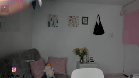 Ill be on at sunday see u Lynn  Could u help me to reach 100 Thmbs upp plssss   Independent girl 3 online show from March 19, 1:42 am