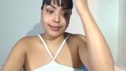 Snapshot of karla_bega chatting on November 23, 5:46 pm Karla My schedule IS - Mi Horario Es 300Am To 800Am And 100Pm To 700Pm HORA PAIS ECUADOR. online show from November 23, 5:46 pm