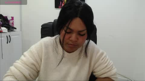 karla_cg online show from May 25, 4:46 pm