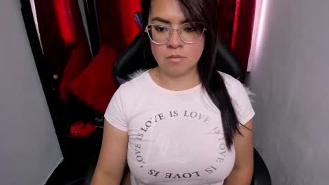 karla chains online show from January 29, 10:01 pm