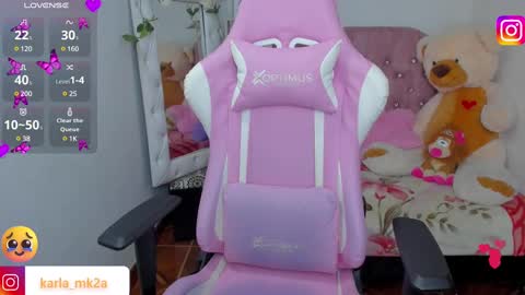 Snapshot of karla_cutee1 chatting on March 12, 5:38 pm karla online show from March 12, 5:38 pm