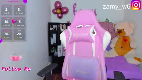 Snapshot of karla_cutee1 chatting on February 23, 5:05 am karla online show from February 23, 5:05 am