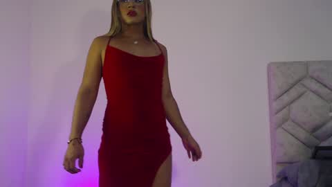 DIOR  online show from December 26, 9:44 am