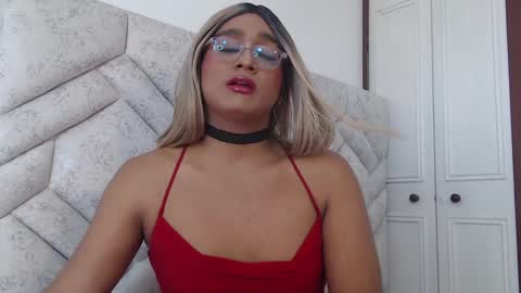 DIOR  online show from January 17, 4:15 pm