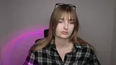 Karla online show from September 28, 11:04 am