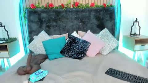 Karla Gonzaless online show from February 27, 6:52 pm