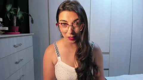 Karla  online show from May 27, 10:45 am