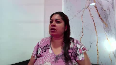 karla_hilton1 online show from March 26, 11:05 am