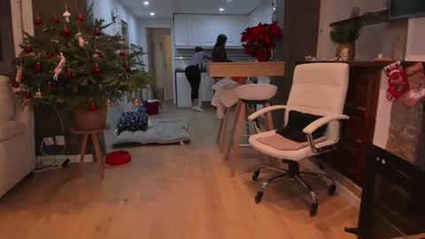 Carla Connor online show from December 14, 5:25 pm