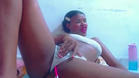 karla latina 28 online show from September 18, 10:23 pm