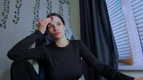 Snapshot of karla_lim chatting on October 21, 1:56 pm karla_lim online show from October 21, 1:56 pm