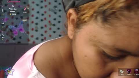 Snapshot of karla_rodriguez0 chatting on February 21, 1:56 pm Karla online show from February 21, 1:56 pm