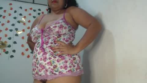 Snapshot of karla_rodriguez0 chatting on April 1, 5:54 pm Karla online show from April 1, 5:54 pm
