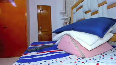 karolina  online show from October 7, 7:22 pm