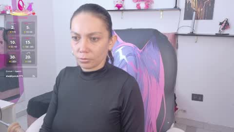 Snapshot of karlaahot1 chatting on June 8, 7:36 pm karlaahot1 online show from June 8, 7:36 pm