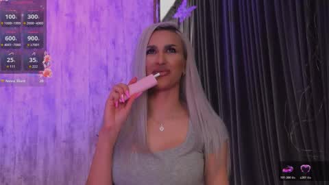 KarlaBart online show from February 6, 8:45 pm