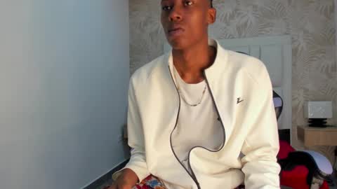 karllhil online show from September 10, 11:32 am