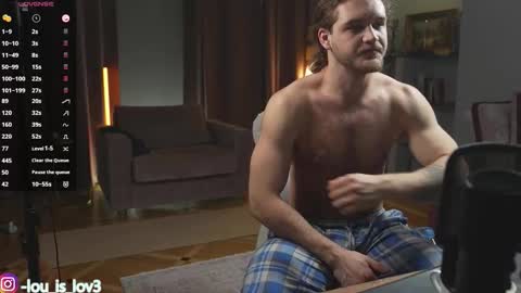 Snapshot of karlos_murphy chatting on November 2, 4:59 am Karlos and Louis online show from November 2, 4:59 am