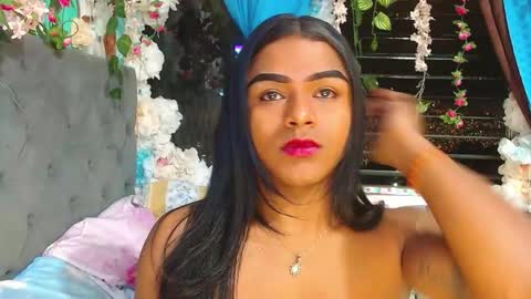 Snapshot of karly_coffe chatting on February 18, 4:41 am KARLY. online show from February 18, 4:41 am