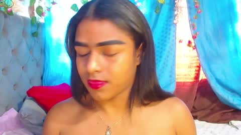 Snapshot of karly_coffe chatting on March 5, 11:28 am KARLY. online show from March 5, 11:28 am