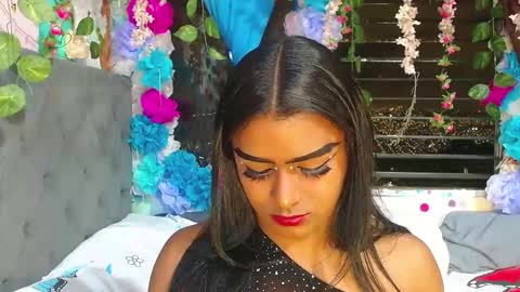Snapshot of karly_coffe chatting on March 22, 1:53 am KARLY. online show from March 22, 1:53 am
