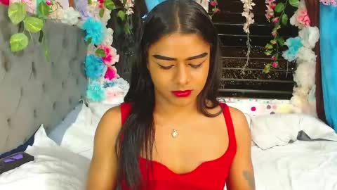 Snapshot of karly_coffe chatting on April 28, 9:25 am KARLY. online show from April 28, 9:25 am