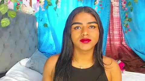 Snapshot of karly_coffe chatting on May 2, 11:59 am KARLY. online show from May 2, 11:59 am