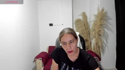 KARLYE online show from June 17, 2:58 am