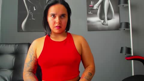   online show from February 14, 3:20 pm