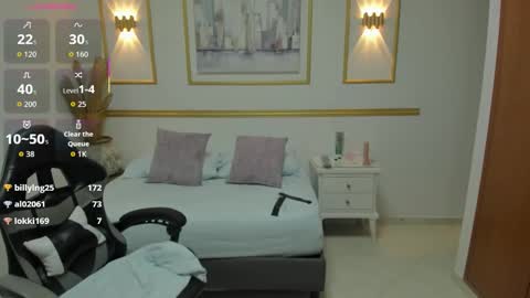 Snapshot of karlyy_ chatting on October 18, 7:47 pm karlyy_ online show from October 18, 7:47 pm