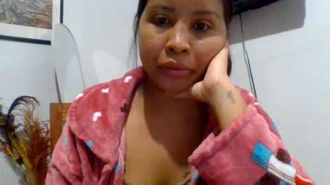 Snapshot of karmellah chatting on July 28, 2:13 pm Karmellah online show from July 28, 2:13 pm