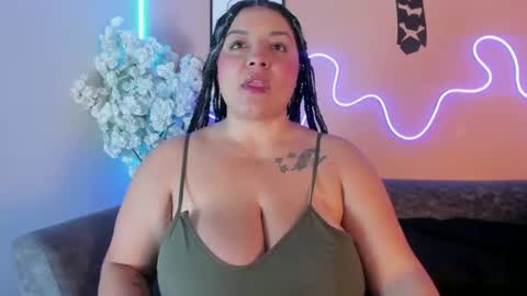 karo_linee online show from July 2, 12:11 pm