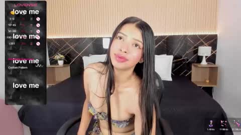 Snapshot of karol_cortes chatting on March 28, 1:11 pm karol_cortes online show from March 28, 1:11 pm