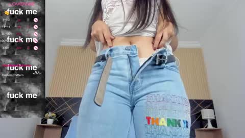 Snapshot of karol_cortes chatting on April 17, 2:53 pm karol_cortes online show from April 17, 2:53 pm